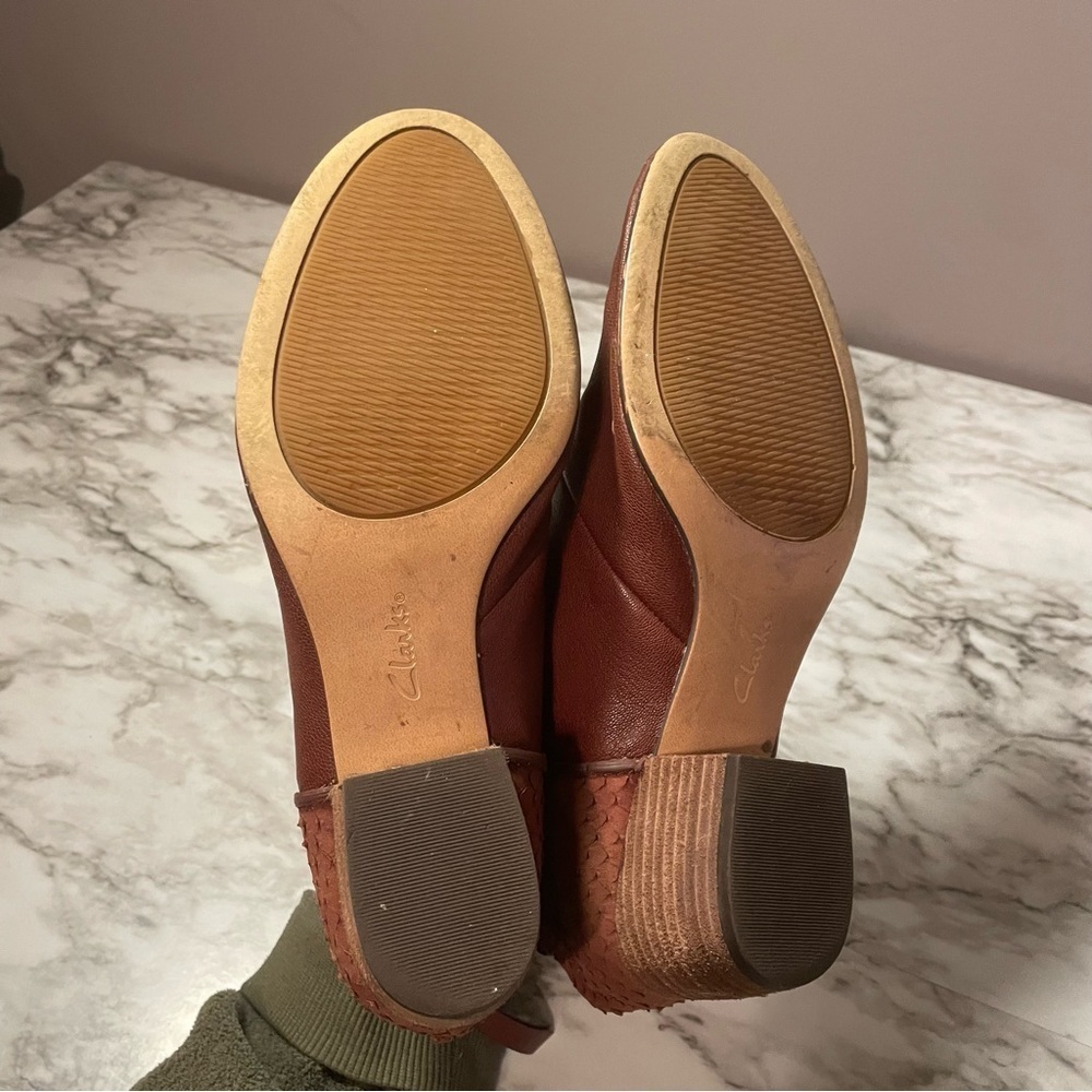 Clarks Spiced Ruby Leather Ankle Booties - Picture 7 of 8